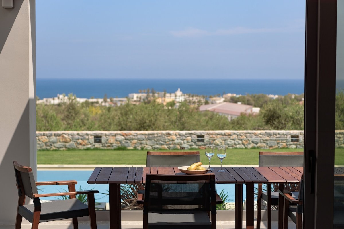 Agrielia Villa III, Embracing Heated Spa Whirlpool gallery image 3