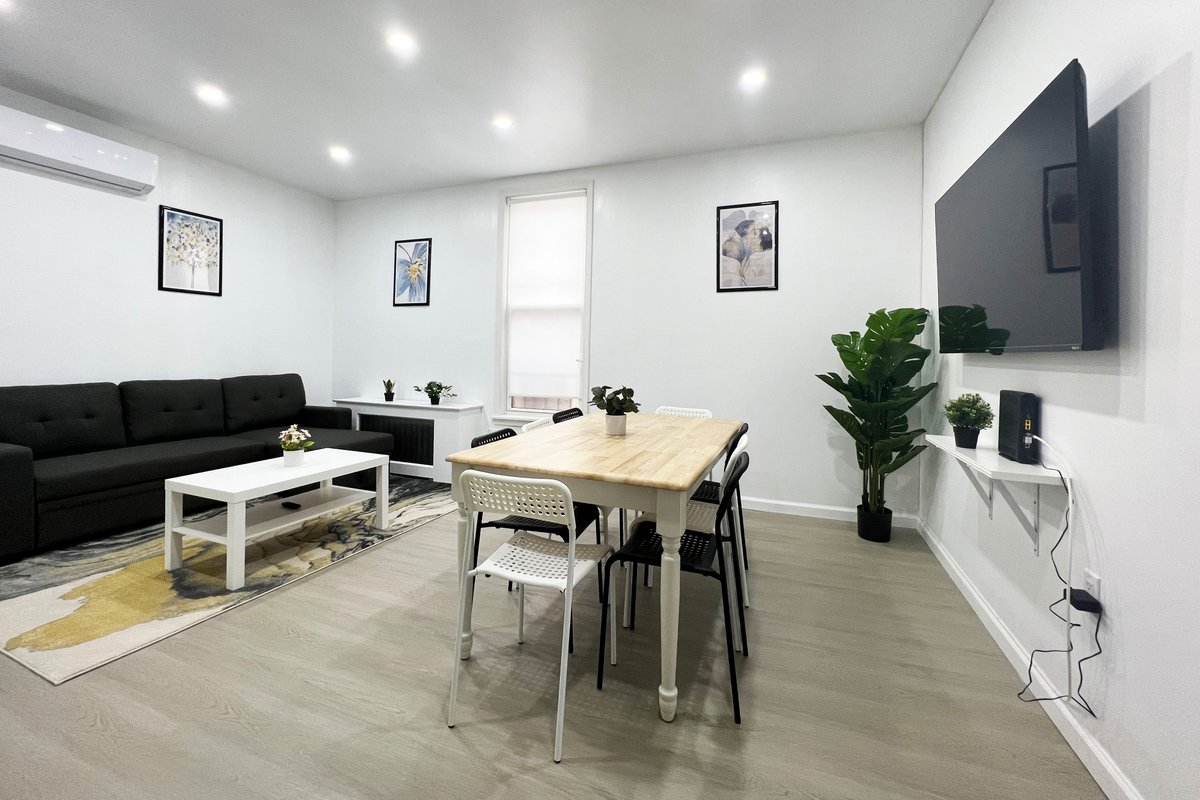 Spacious Home in Brooklyn