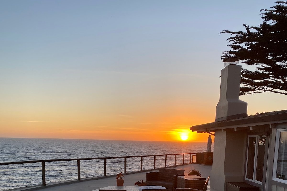 Tranquil Oceanfront Retreat w/ Breathtaking Views gallery image 4