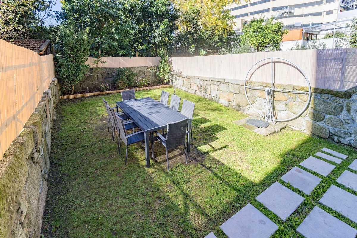 Spacious Family Home • 4BR • Garden • AC gallery image 5