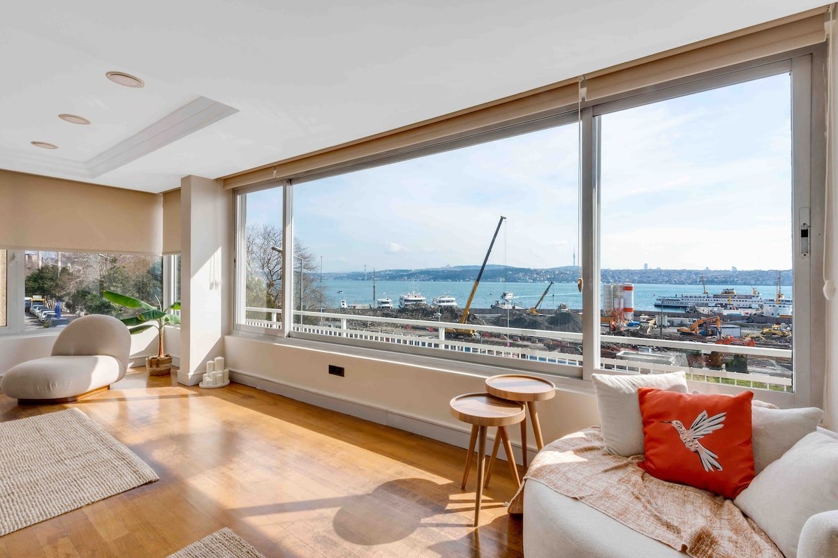Amazing Bosphorus View Apartment gallery image 3