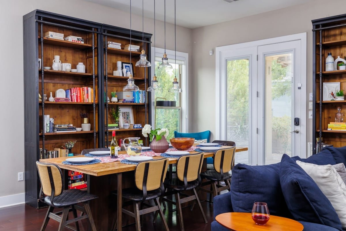 Heated Pool,Central location| Wind Down – Portoro gallery image 3