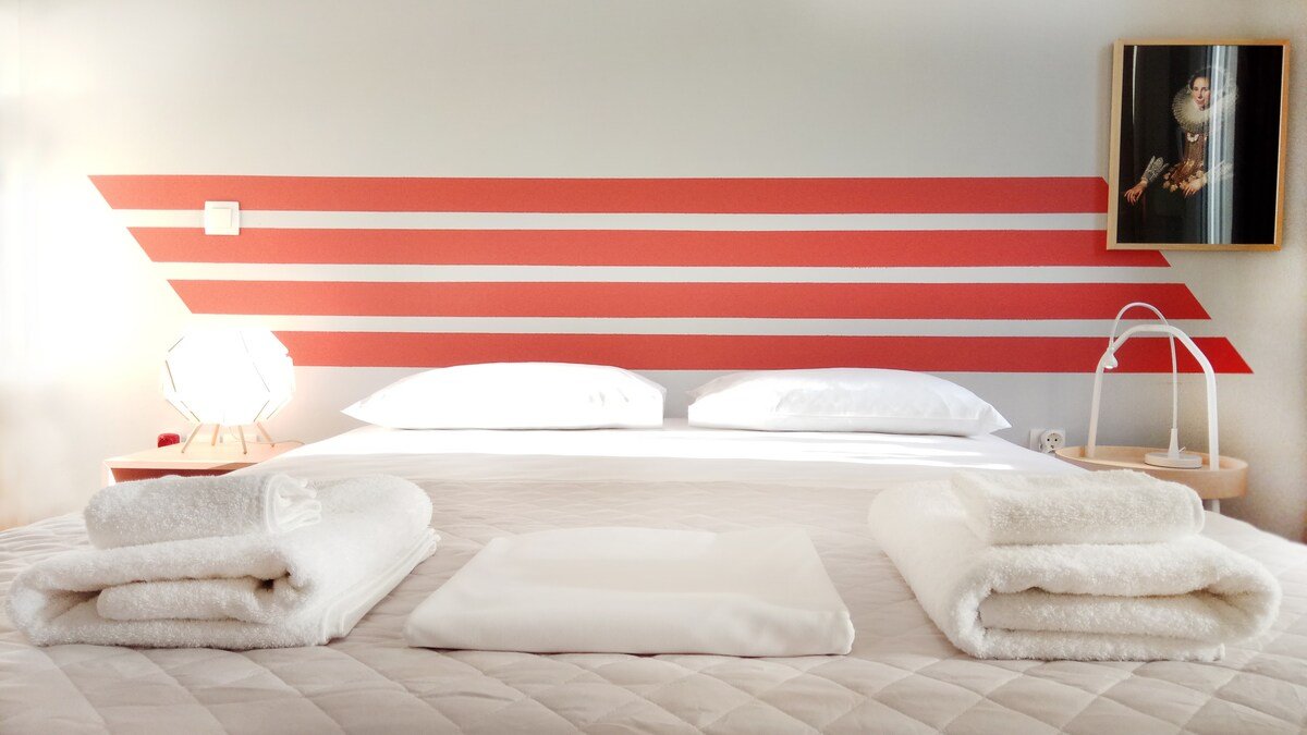 Combo Colorful Flat & Penthouse ❤ Heart of Athens gallery image 3