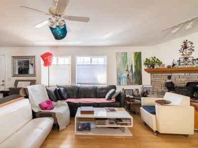 Quiet private bedroom in a home of 3 residents