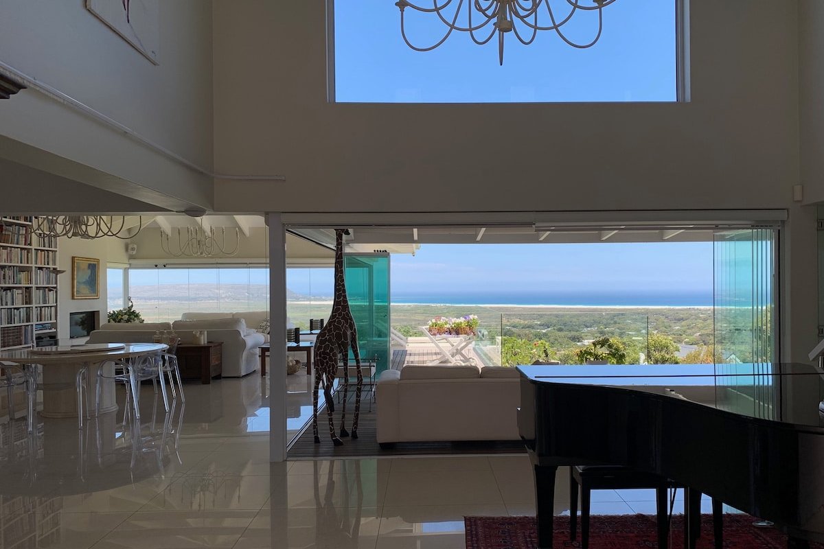 Sunset Paradise Villa gallery image 3