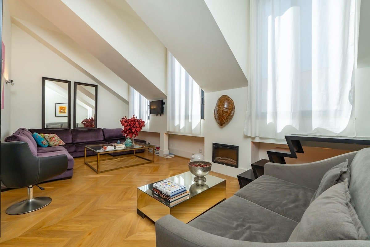 Unique Penthouse 3 Suites gallery image 3