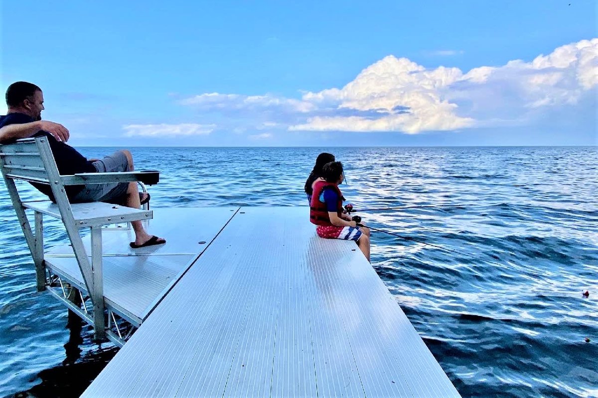 2 Masters 2 Docks, Game Room, Incredible Yard