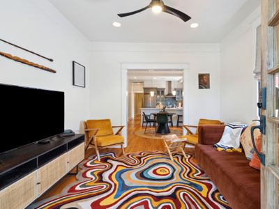 Renovated Uptown Cottage Steps from St. Charles