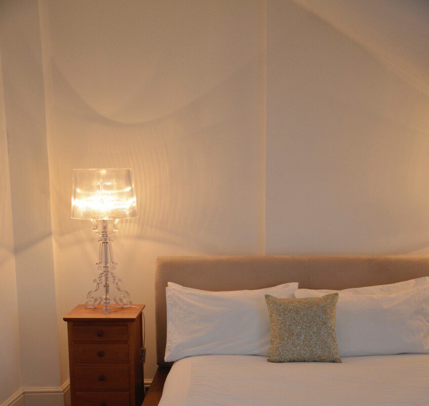 Amazing Royal Mile Apartment. gallery image 5