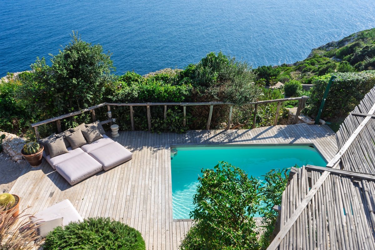 Villa Cliff #56 gallery image 3