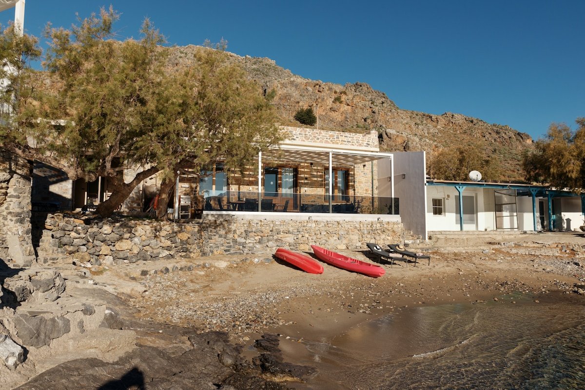 Beachfront Palio Damnoni, Your Unique Oasis gallery image 3