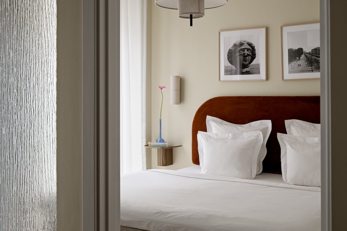 Two-Bedroom Apartment for 6 gallery image 2