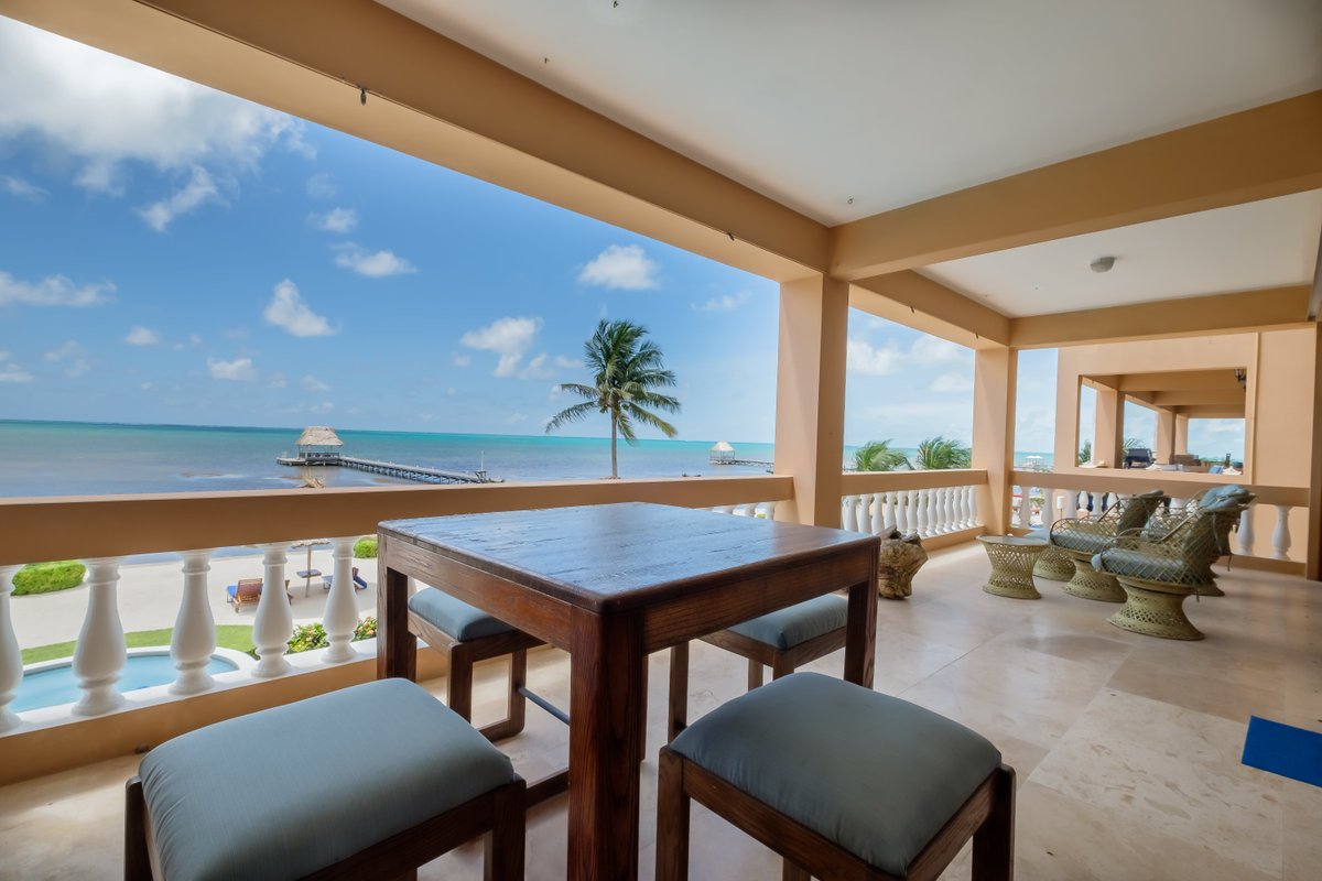 Villa Tortuga- 3 Bedroom Suite