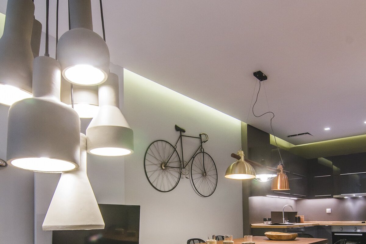 Grand House-Acropolis 5-Bdr Apt. / Outdoor Jacuzzi gallery image 3