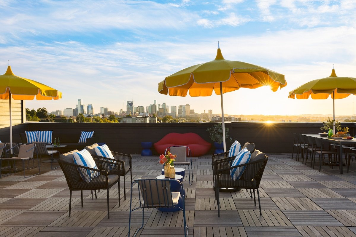 The Carter Buyout – 2 Units by AvantStay | On Main gallery image 3