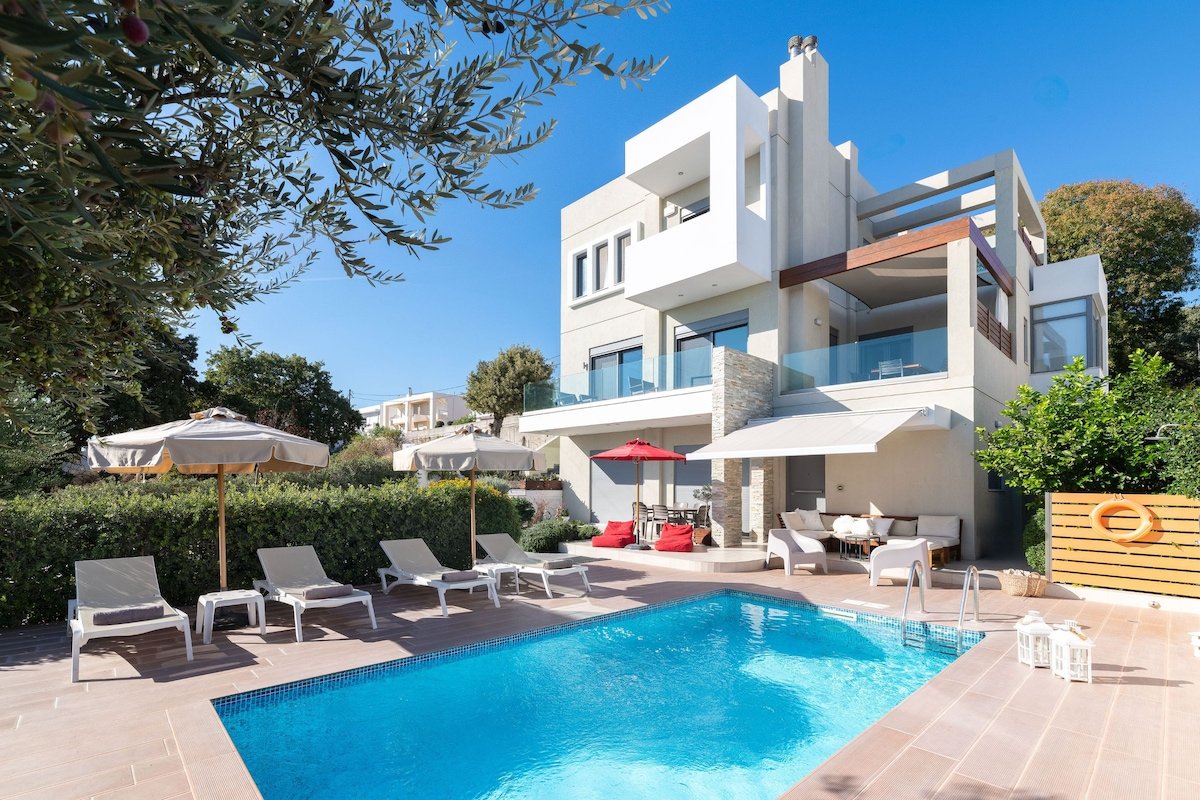 Terpsis Pool Villa gallery image 2