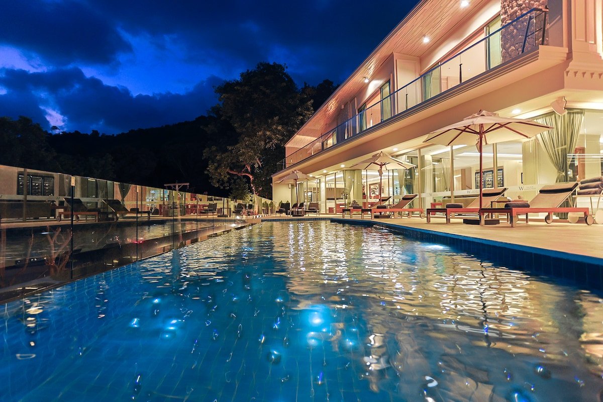 Stunning sea view, half-board, games room, gym/spa gallery image 4