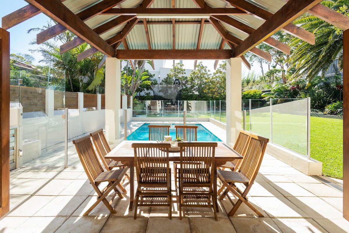 Bayview House – Luxury Resort-Style Family Retreat gallery image 3