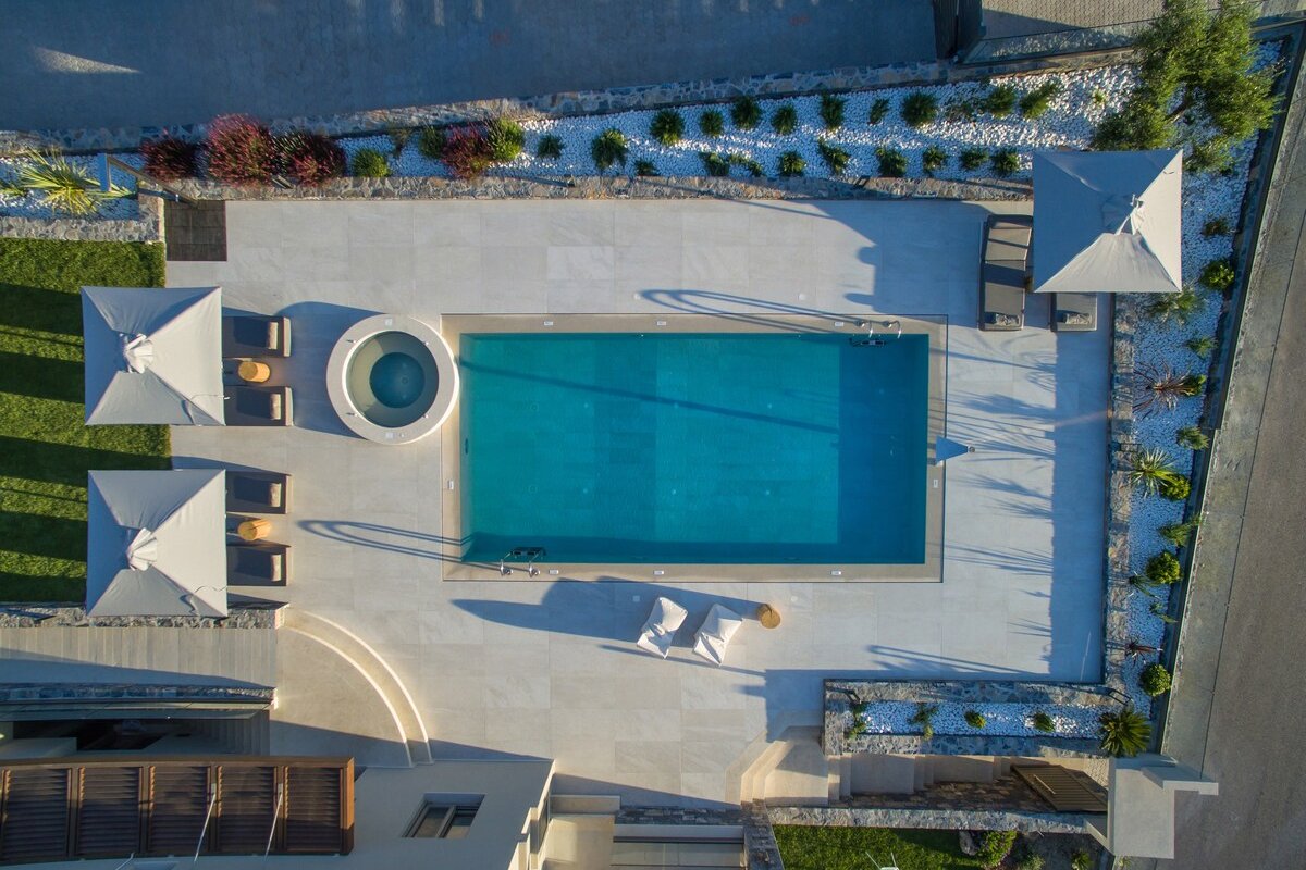 KYMO Instyle Villa – Sea view Private pool Jacuzzi gallery image 5