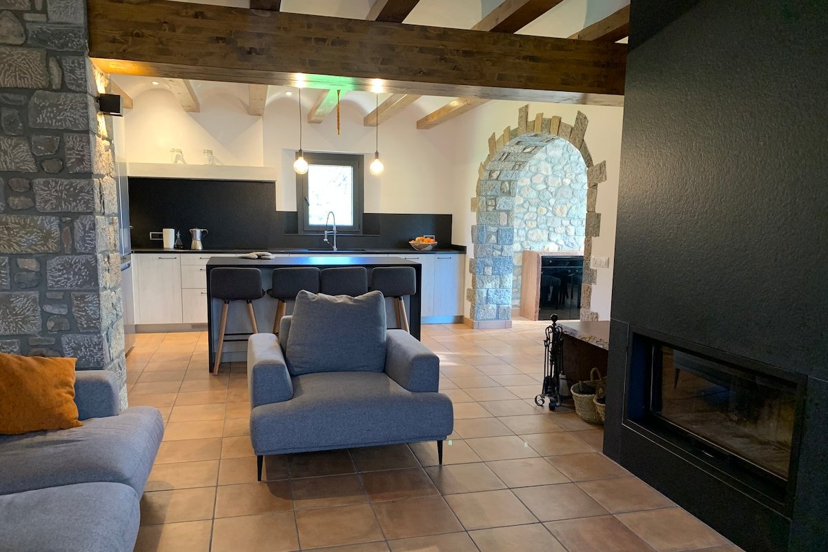 EXCLUSIVA MASIA CATALANA AMB PISCINA gallery image 5