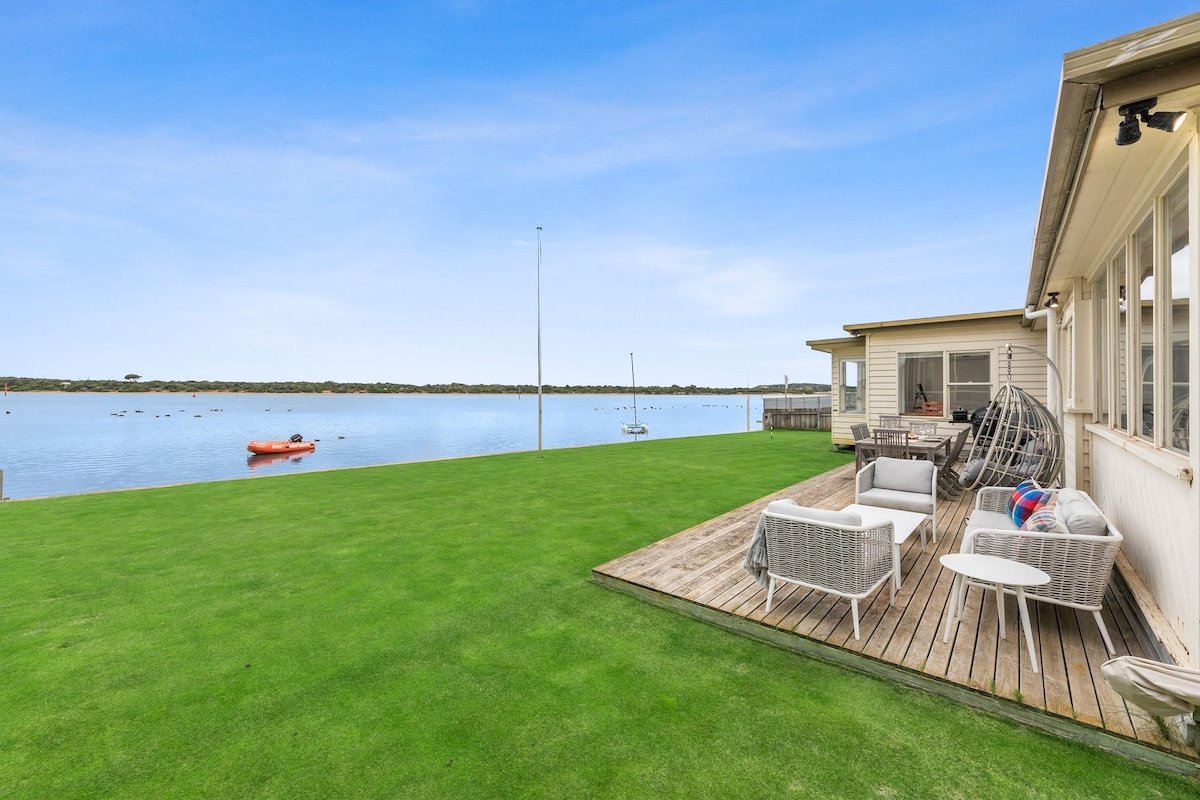 Riverside – 6 bedroom – Family Retreat – Portrush gallery image 2