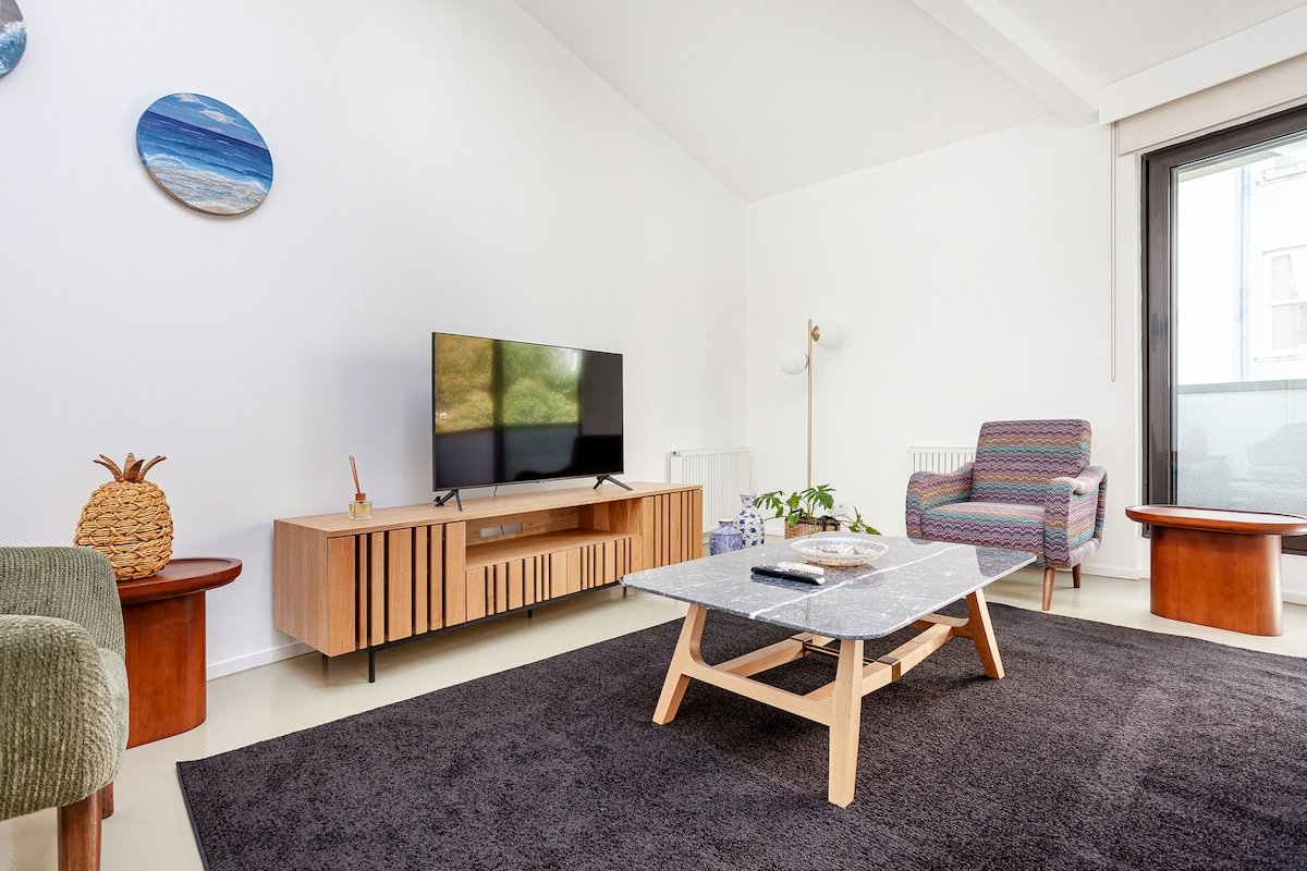 Two Bedroom w. Terrace in Galata (A25) gallery image 2