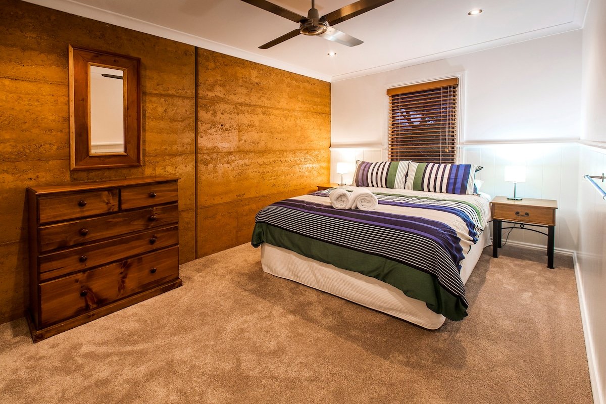 Whalers Cove, Villa Lalla Rookh with Outdoor Spa gallery image 4