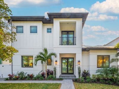 Elegant 6BR Sarasota Home • Pool + Rooftop Views