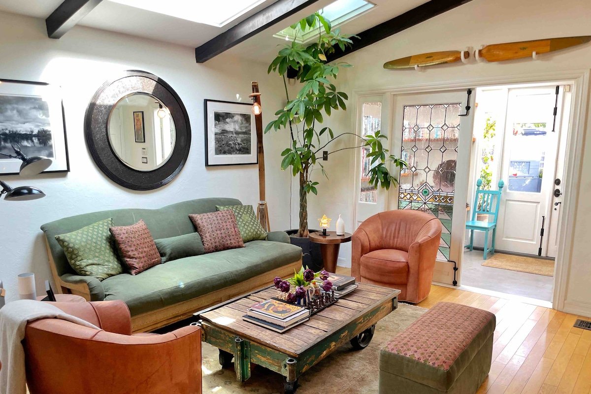 Venice Beach Oasis with Pool (Walk to Beach) gallery image 5