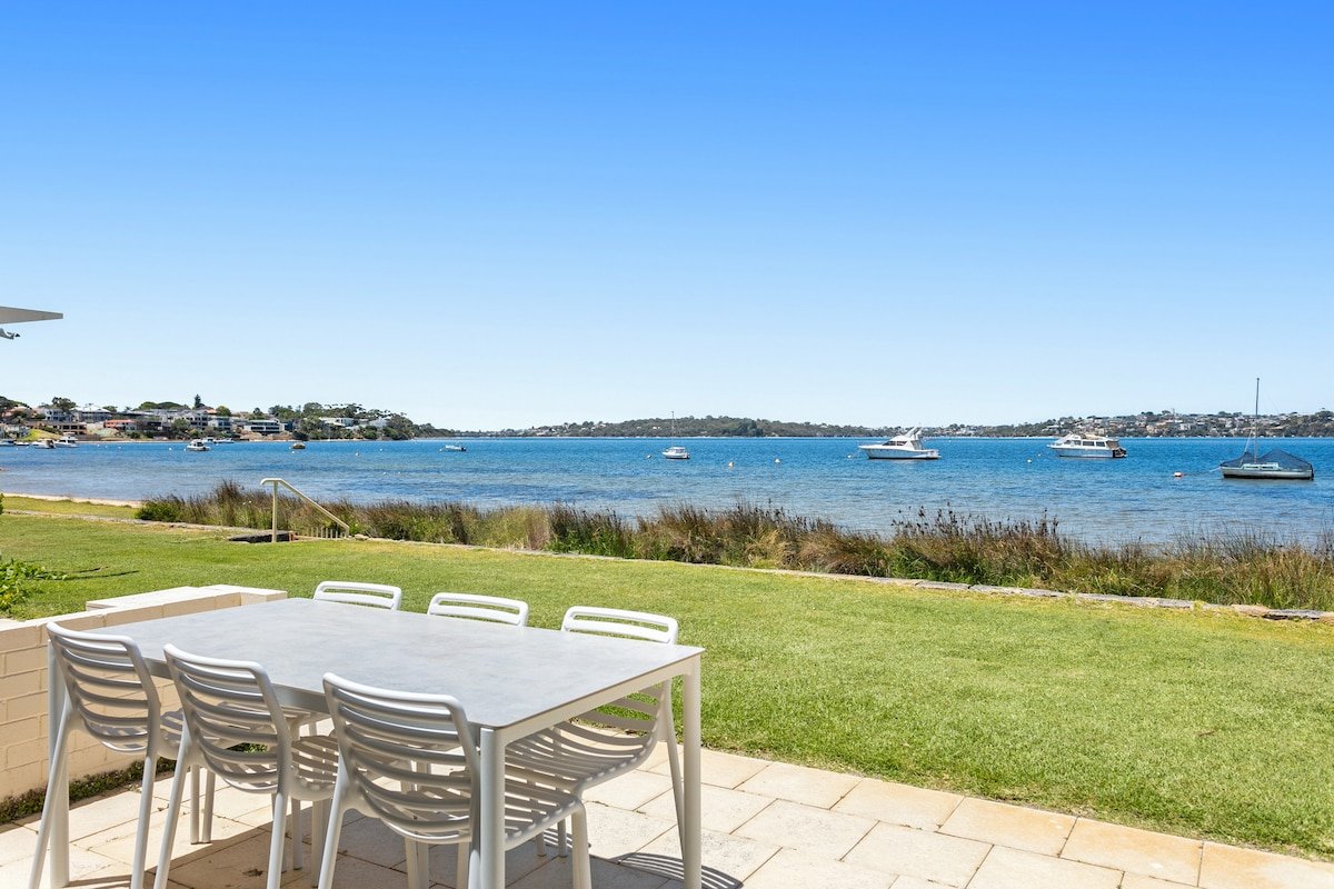 The Grecian Retreat River View gallery image 5