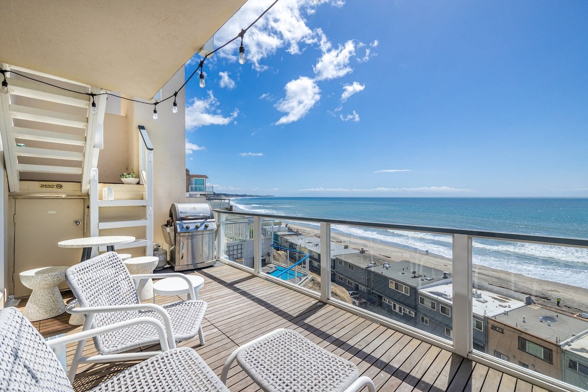 Rio Del Mar Beach House – Breathtaking Views! gallery image 5