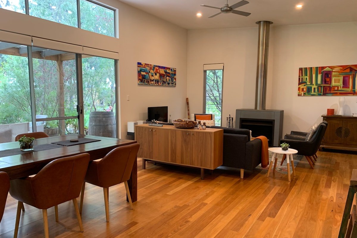 Lovely modern home in tranquil rural setting gallery image 5