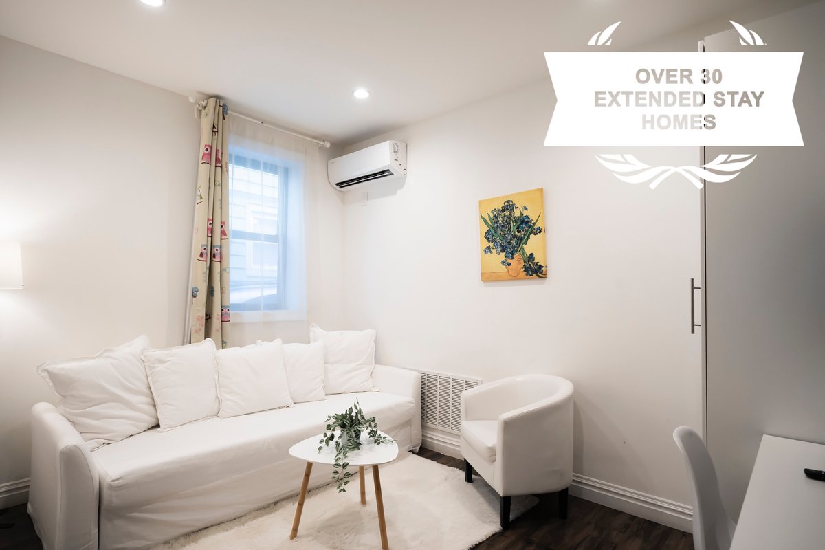 Luxury Stylish Home w/ Skylight! Rooftop Deck!