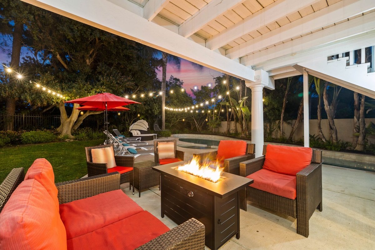 Oceanview Luxe Retreat | Rooftop Patio Heated Pool gallery image 2