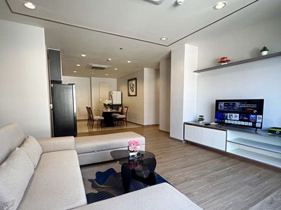 403: Luxury 2Beds 2Bath Pool & Gym, BTS City View