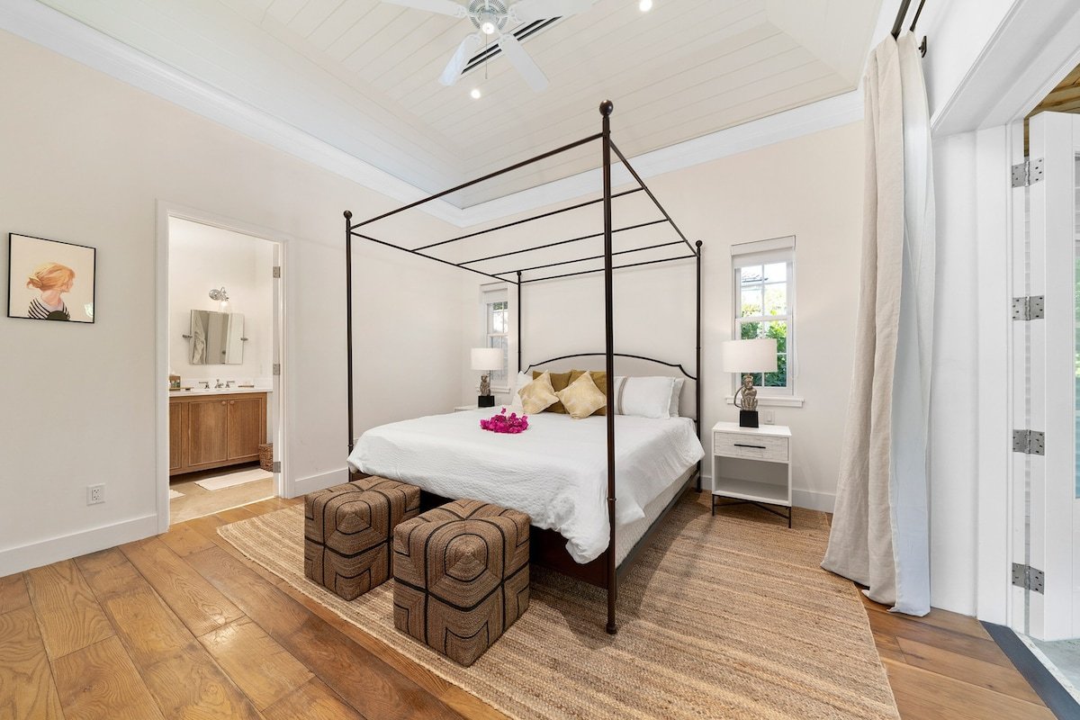 Pink Sands Resort 2 Bed with Pool gallery image 2