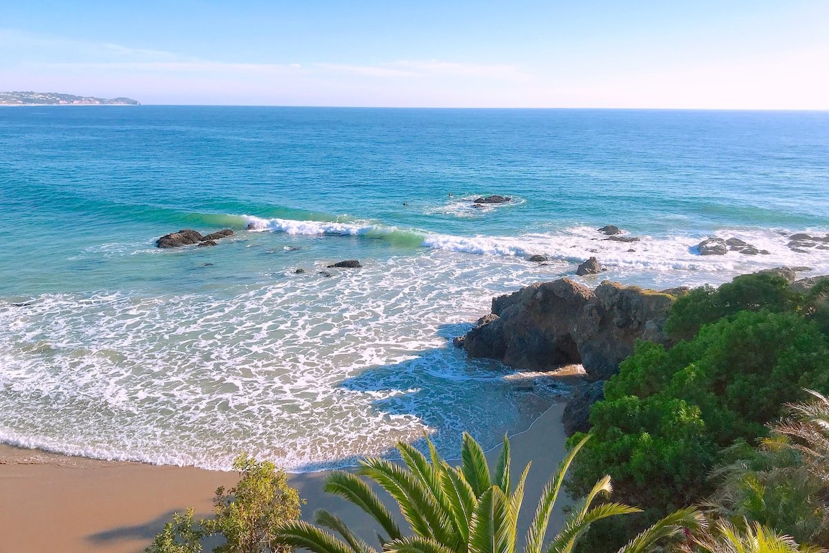 Beachfront Villa Broad Beach w/direct beach access gallery image 2