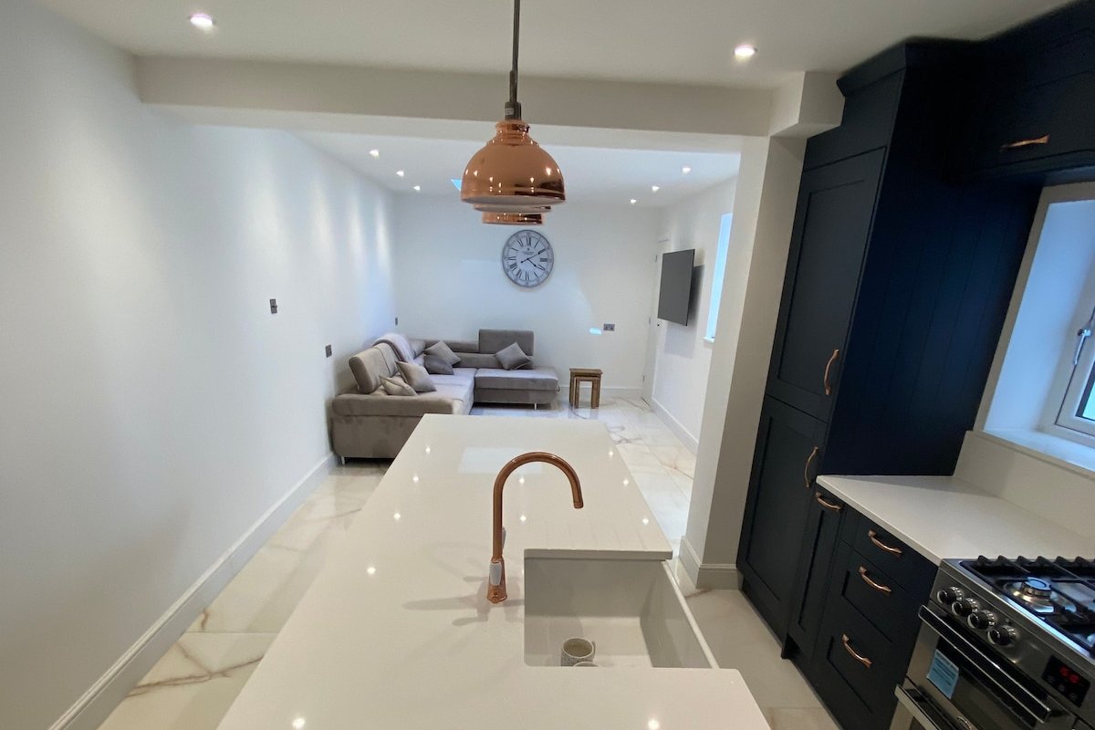 Beautiful London home & Terrace, central location gallery image 2