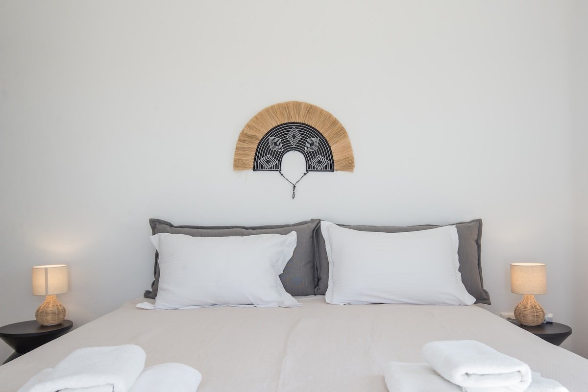 White Sand Paros Villa Smile gallery image 5