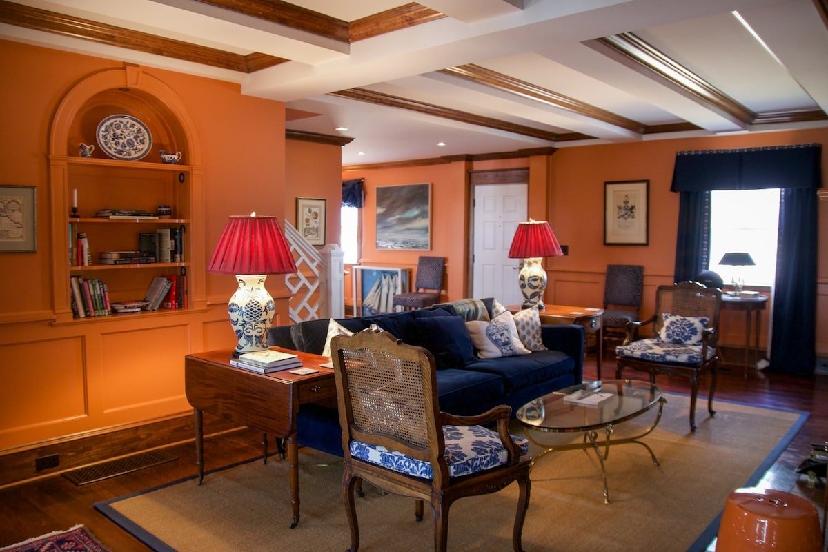 1830s Cory Cottage – Historic Stay w/ Ocean Views gallery image 4