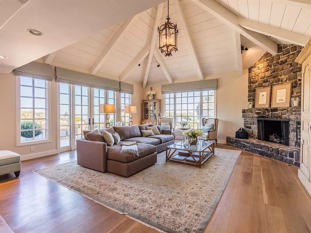 Los Altos Hills Luxury Retreat gallery image 4