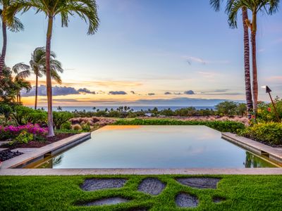 Designer Oceanview Estate w/Pool & Spa