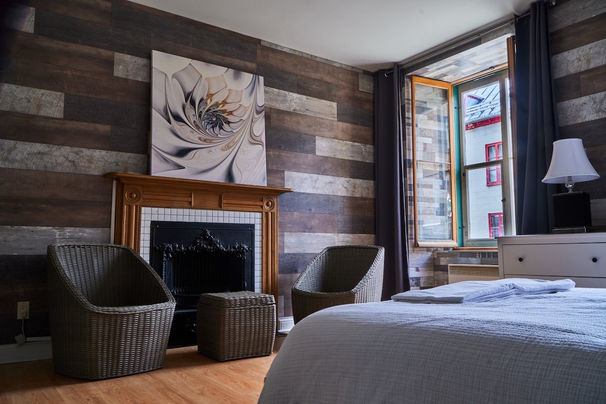 0LD Québec/Climatiseur/free parking/Spacious condo gallery image 3