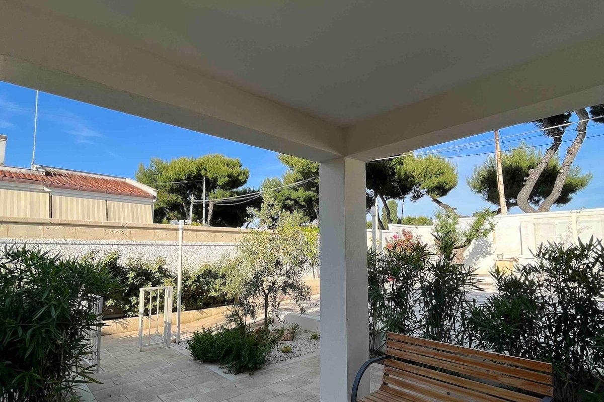 Filo D’Olio – Villa con giardino pugliese al mare gallery image 3