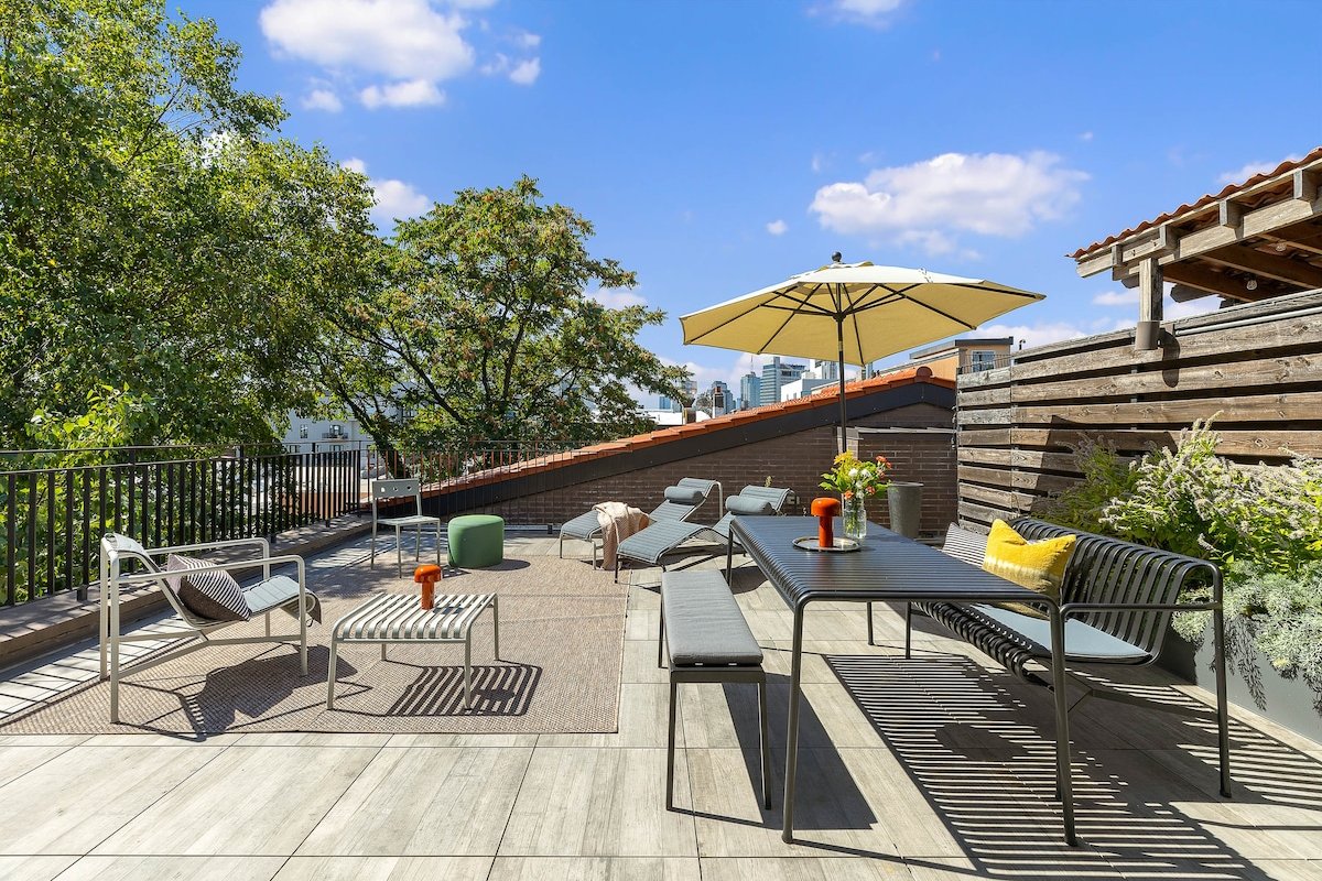 Luxury Penthouse Loft in Historic Schoolhouse gallery image 3