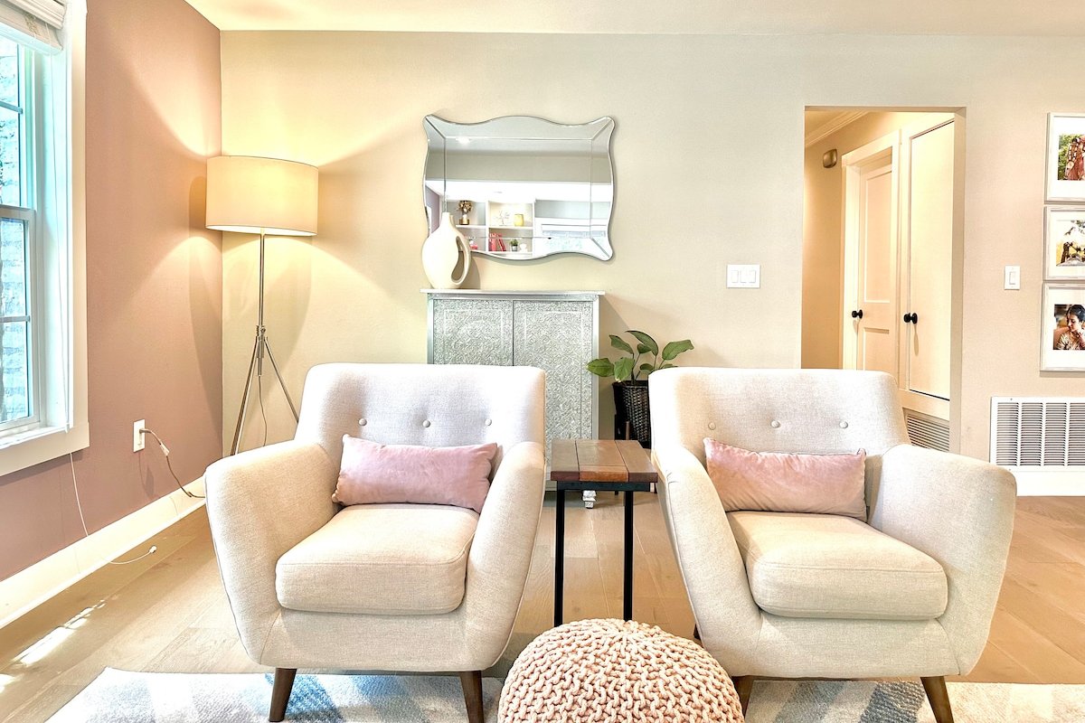 Charming Oasis | Pool & Spa | 10 min to DT/UT/Q2 gallery image 4