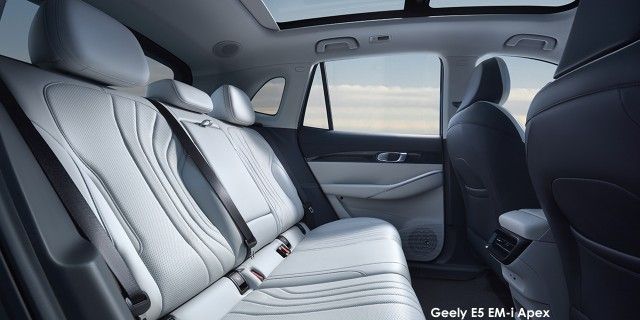 GEELY E5 EM-i APEX (PHEV) - 6 