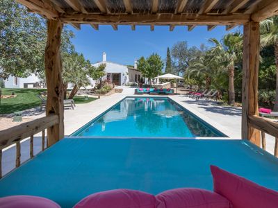 Finca- Gardens- Pool- Chill-out- Ibiza charm