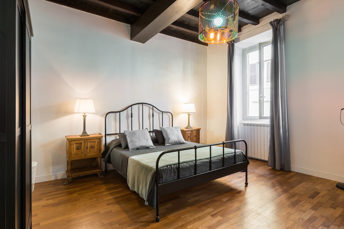 Croce Palace unit 4 – 3 Bedrooms / P.zza di Spagna gallery image 5