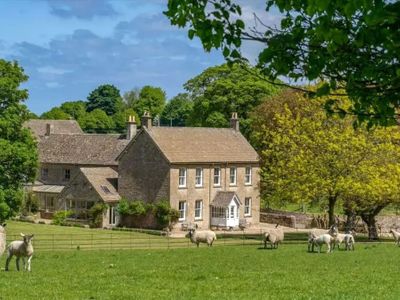 Spring House – Family getaway, near Cowley